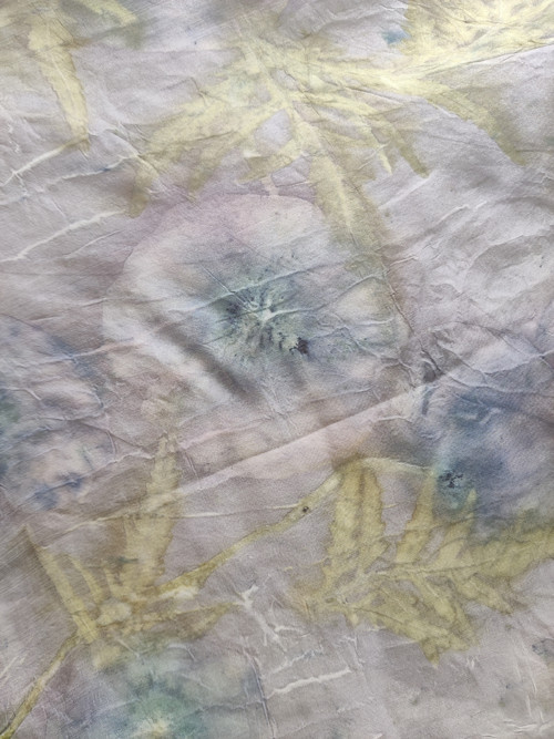Hedvábný šátek – vlčí mák (ECOPRINT) — foto 5