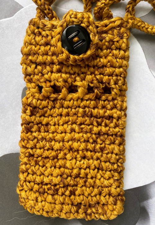 Háčkovaná kabelka na telefon — foto 2