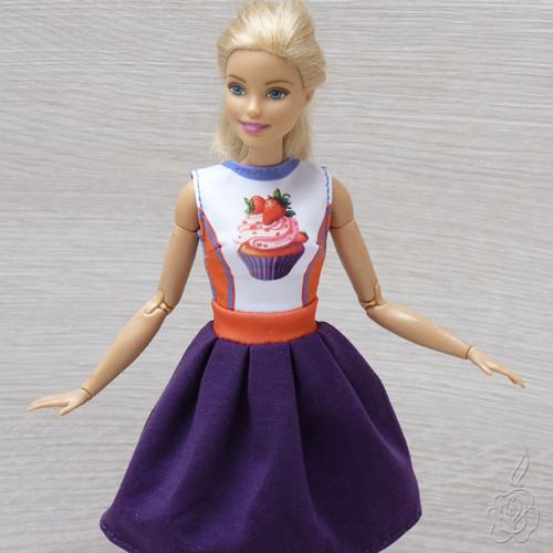 Barevné šatičky pro Barbie — foto 3