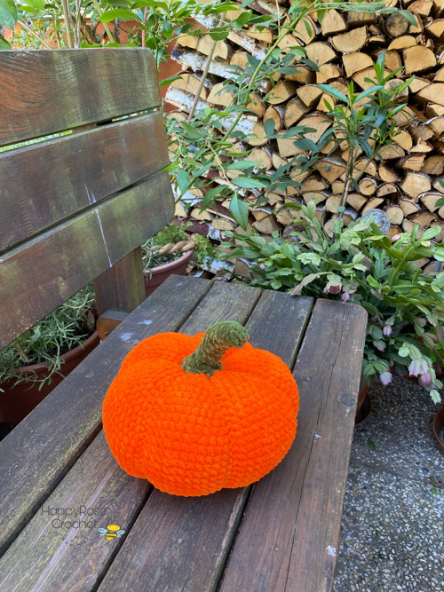 VELKÁ HÁČKOVANÁ DÝNĚ 20cm — foto 5