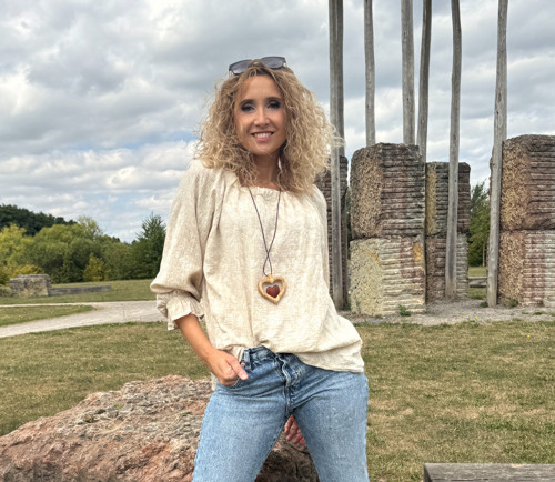 Nabíraná béžová tunika — foto 6