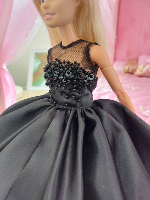 Plesové šaty pro barbie — foto 3