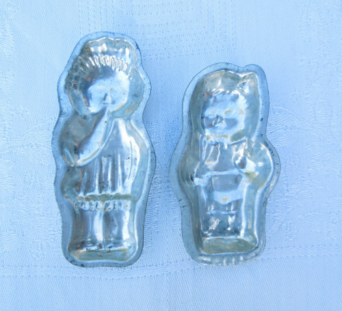 Staré formičky, 2 kusy — foto 2