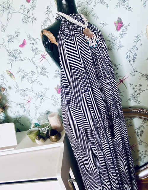 Šaty boho long černobílé — foto 2