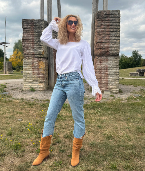 Bílá romantická tunika — foto 3