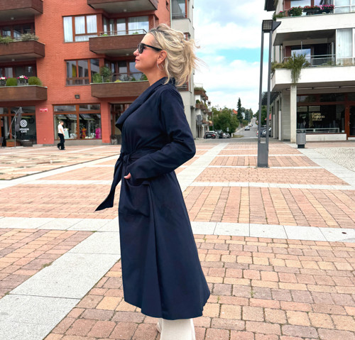 Semišový plášť tmavě modrý — foto 5