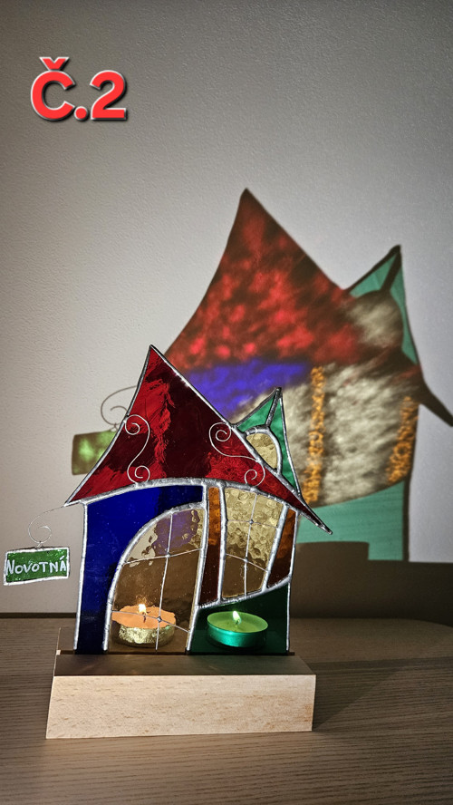 Magický vitrážový domeček — foto 3