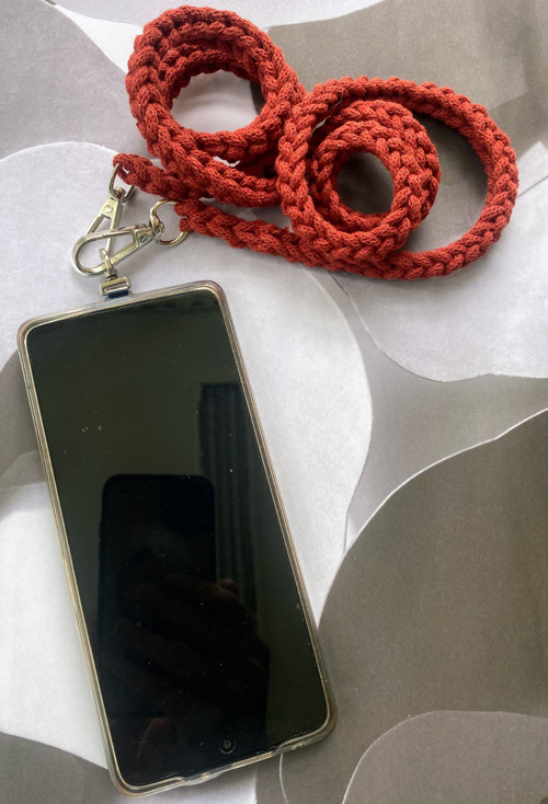Popruh na telefon — foto 3