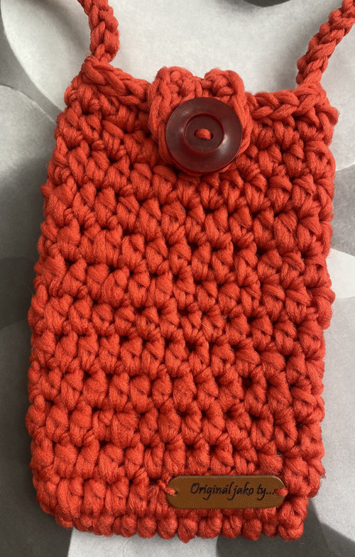 Háčkovaná kabelka na telefon — foto 2
