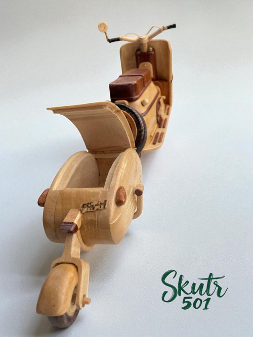 Skútr Čezeta 501 — foto 6