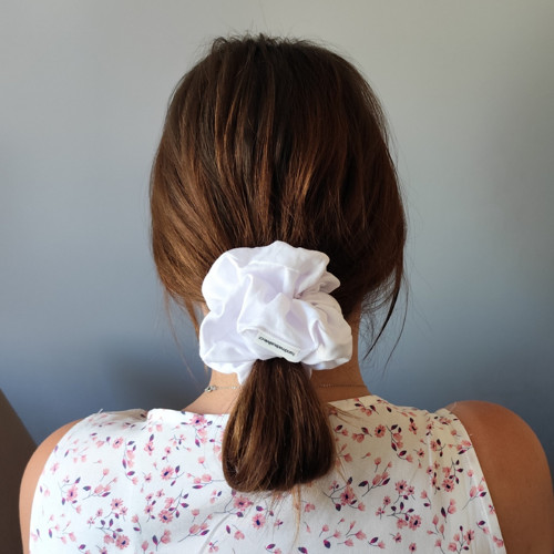 Scrunchie gumička bílá XXL — foto 3
