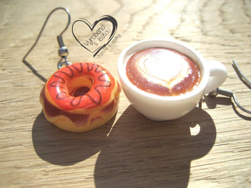 Bílé Cappuccino S Donutem — foto 4