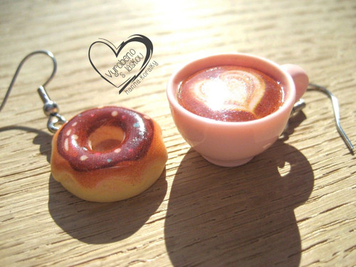 Růžové Cappuccino S Donutem — foto 4
