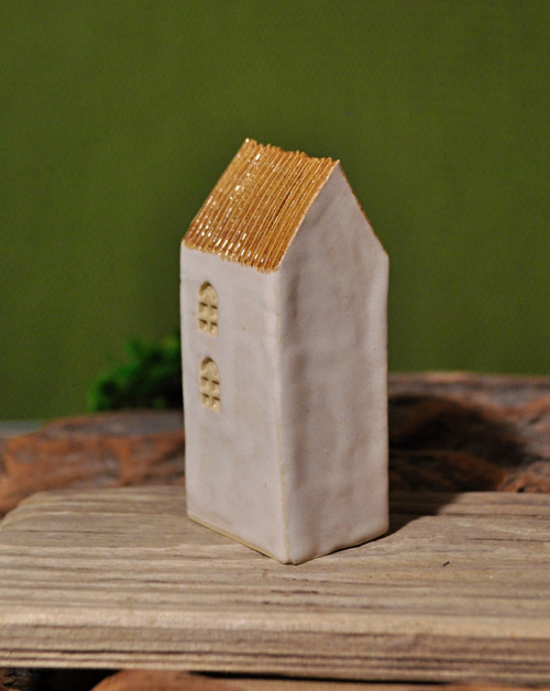 Č. 208 Keramický domeček malý 9 cm — foto 3