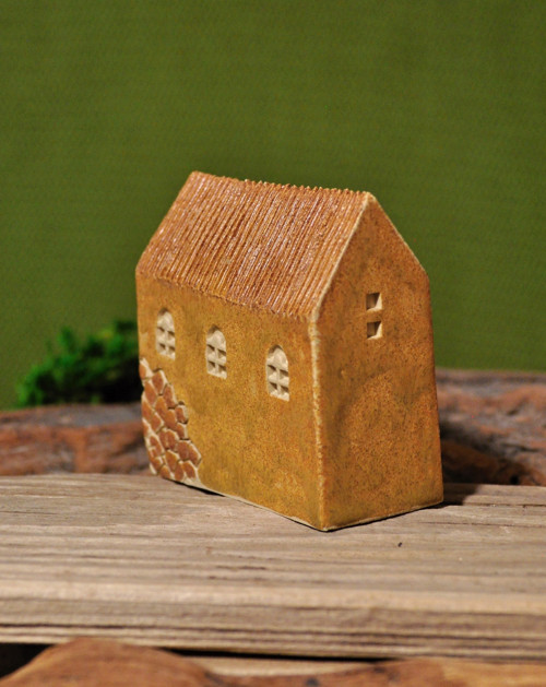 Č. 220 Keramický domeček malý 7,5 cm — foto 2