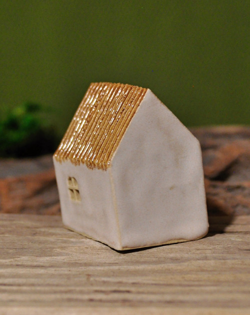 Č. 235 Keramický domeček malý 4,5 cm — foto 2