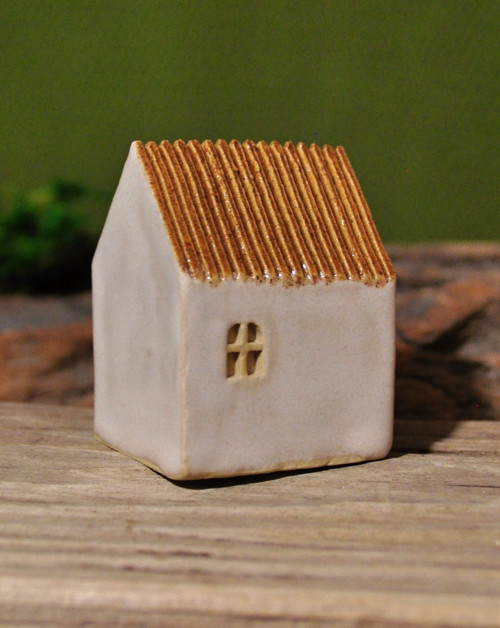 Č. 235 Keramický domeček malý 4,5 cm — foto 3