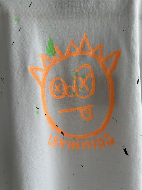 Ručně malované tričko LEVINKIDS — foto 4