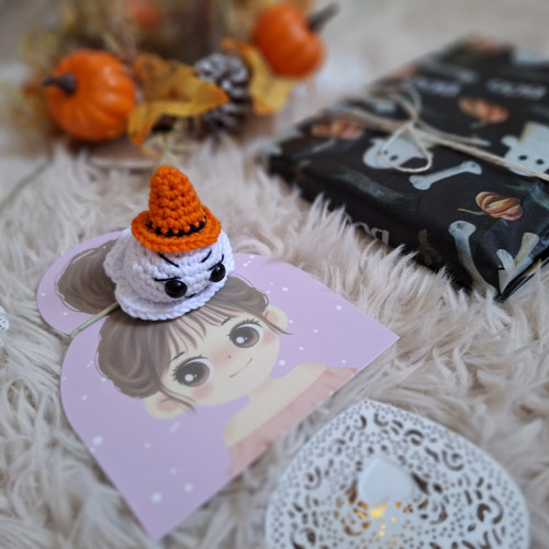 Háčkovaná gumička s duchem — foto 3