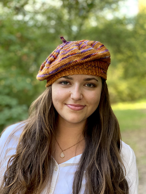 Baret s anténkou "Listopadání" — foto 4