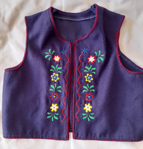 Vestička ke kroji. Folklor. — foto 2