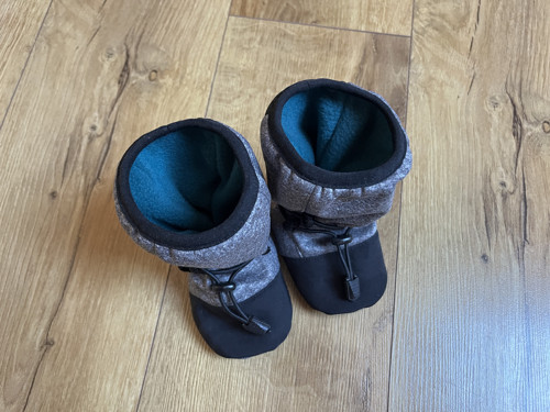 Softshellové capáčky šedý melír s černým — foto 2