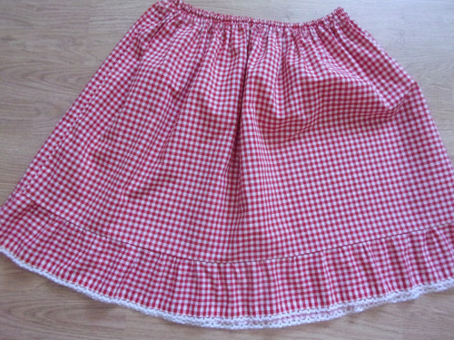 Červená károvaná sukně — foto 2
