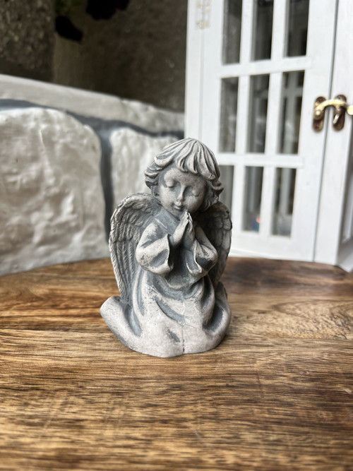 3D Andělíček modlící se (šedá patina) — foto 2