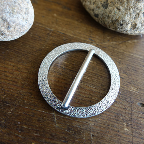Kovová opasková přezka — foto 3