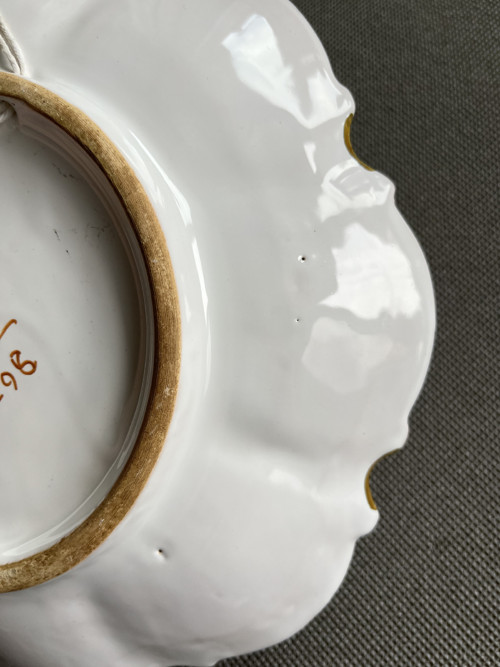 Ručně malovaný závěsný talíř 25 cm, fajáns Francie — foto 2
