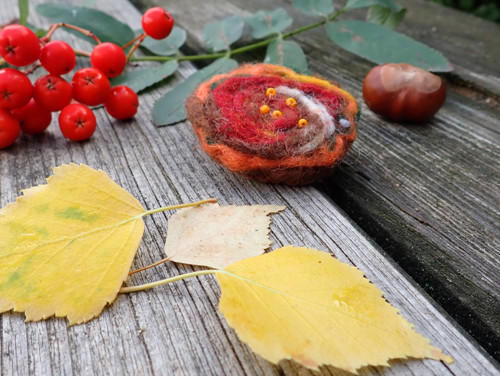 Podzimní plstěná brož — foto 6
