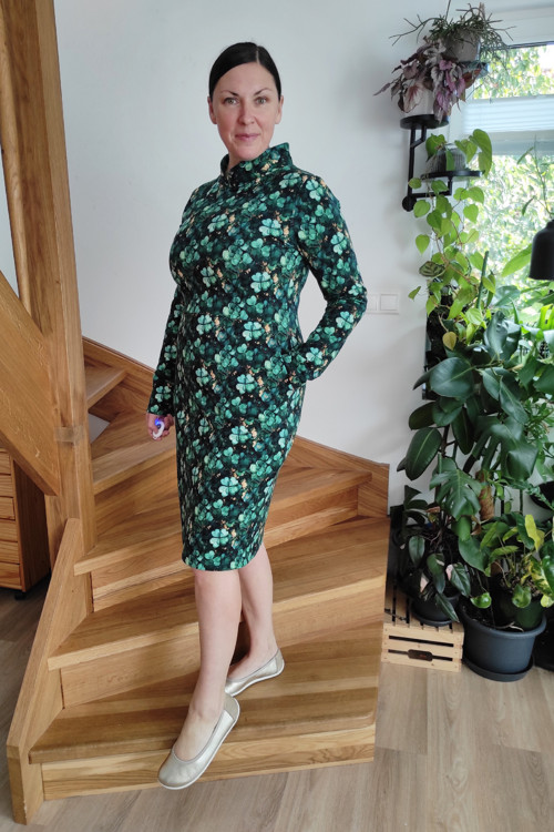 Mikinošaty Carrie — foto 3