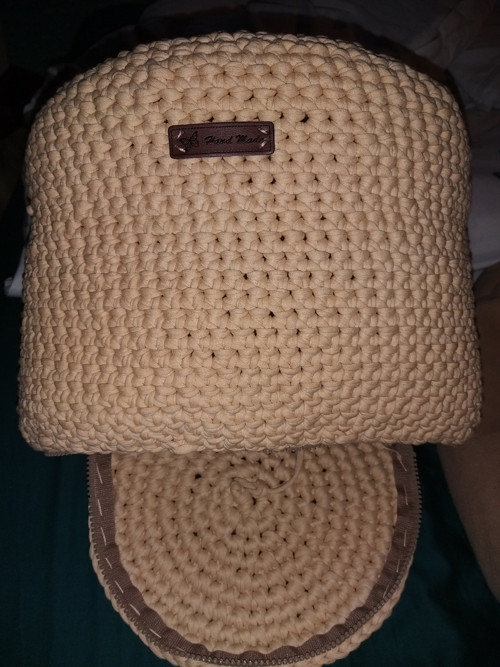 Háčkovaný puf na sezení — foto 2