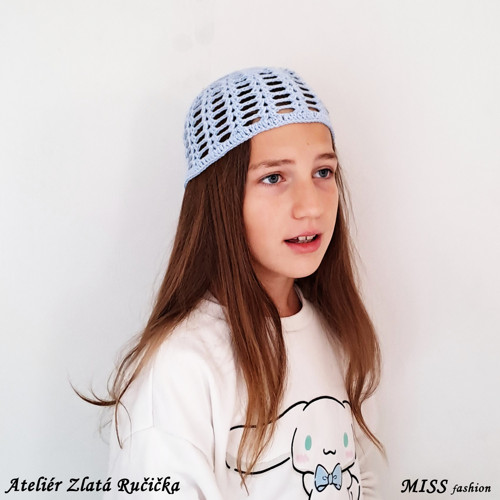 SUZIE - háčkovaná čepice světle modrá — foto 3