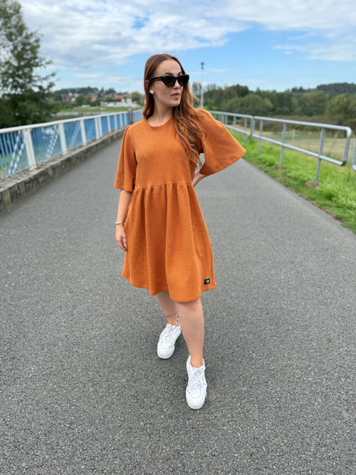 Vaflové šaty Bella — foto 4