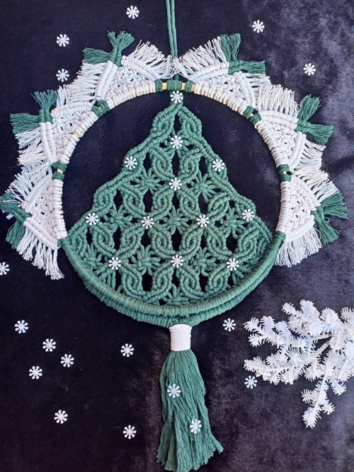 Vánoční věnec, stromeček, macrame — foto 2