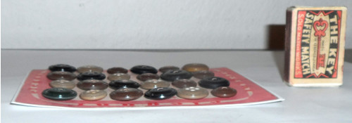 24x různé KNOFLÍKY — foto 3