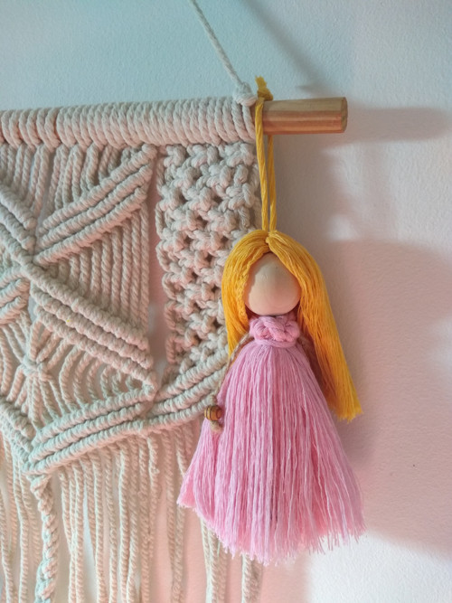 Dárkové balení - panenka macramé — foto 3
