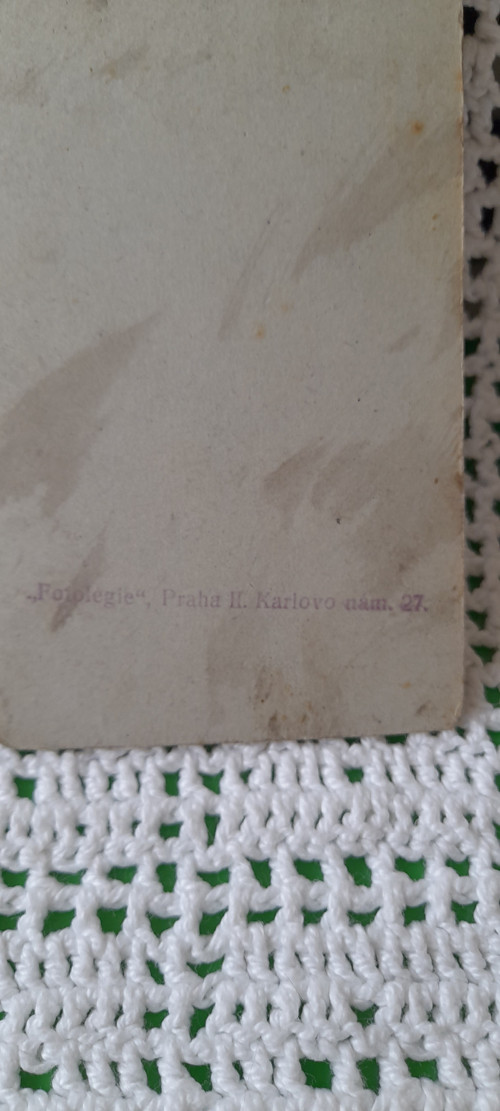Mladík s motýlkem — foto 2