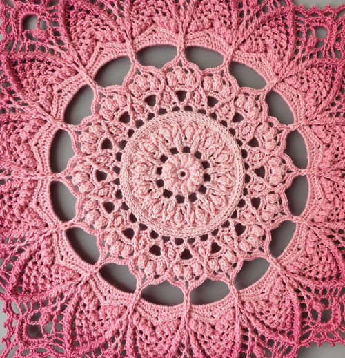 Mandala Růžová hvězda - průměr 45 cm — foto 5