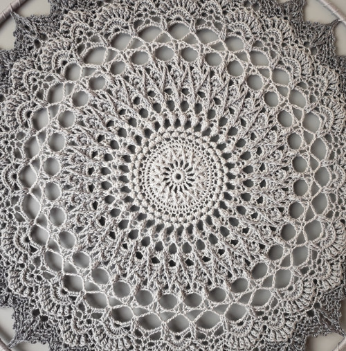 Mandala Šedá - průměr 45 cm — foto 5