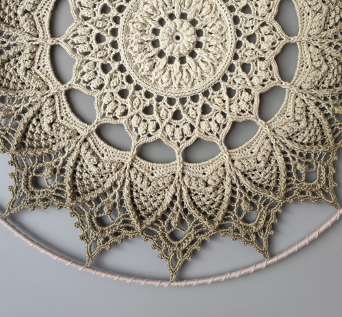 Mandala Khaki hvězda - průměr 45 cm — foto 4