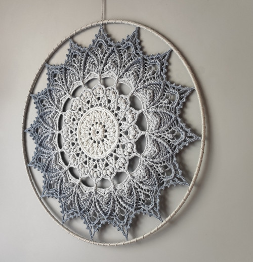 Mandala Šedá hvězda - průměr 40 cm — foto 3