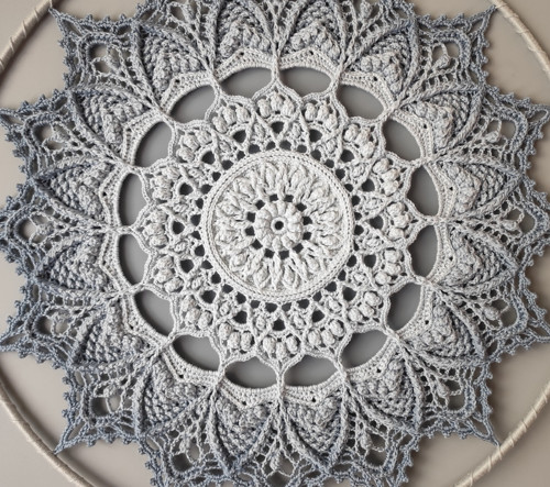 Mandala Šedá hvězda - průměr 40 cm — foto 5