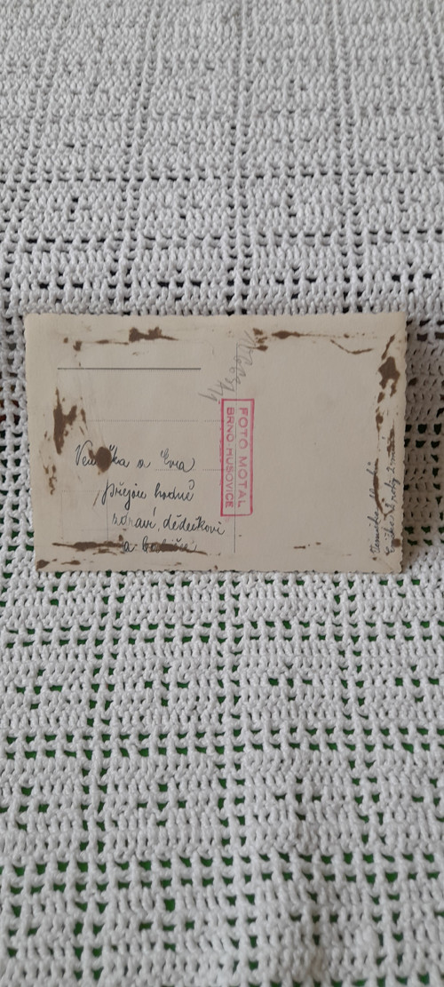 Rozesmáté sestry — foto 2