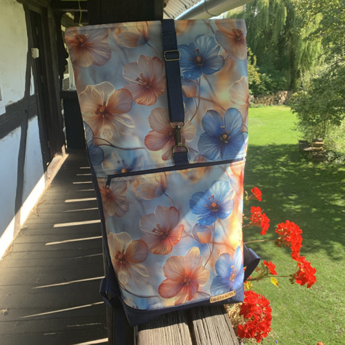 Jasné květy + přední kapsa na zip — foto 2