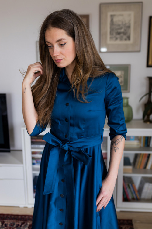 Košilové šaty SARA, kachní modř — foto 3