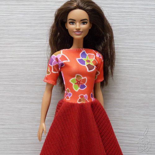 Dlouhé šaty pro Barbie — foto 3