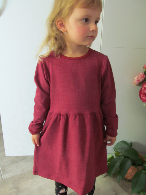 Šatečky — foto 3