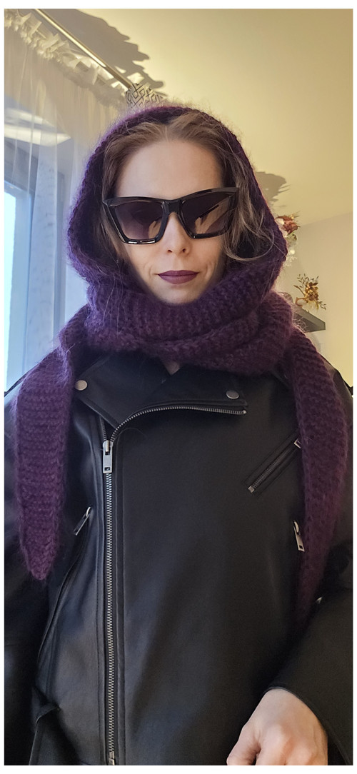 Trendová šála s kapucí. — foto 4
